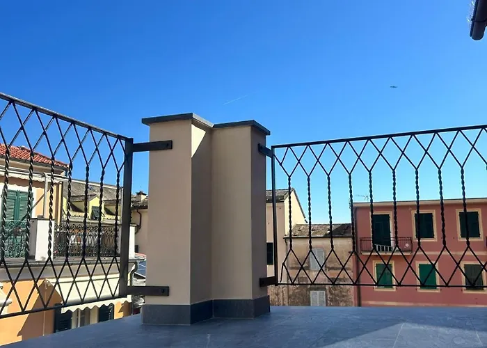 Hh La Piazzetta L' Attico Apartman *